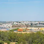 Stylish With A View And Apartament *