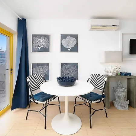 Apartment Stylish With A View And Portimao