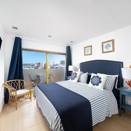 Apartment Stylish With A View And *
