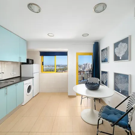 Apartment Stylish With A View And *
