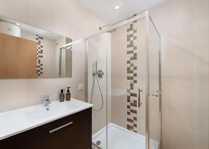 Stylish With A View And 아파트