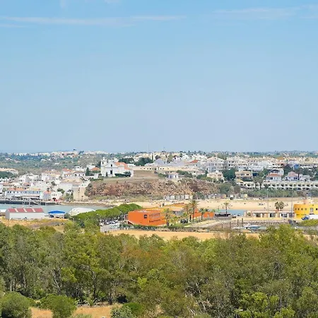 Stylish With A View And Appartement *