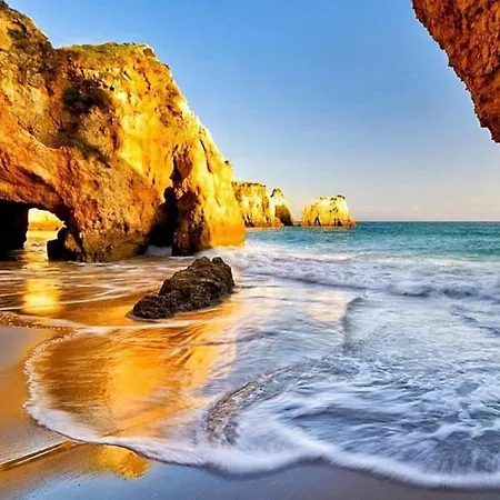 Stylish With A View And Appartement